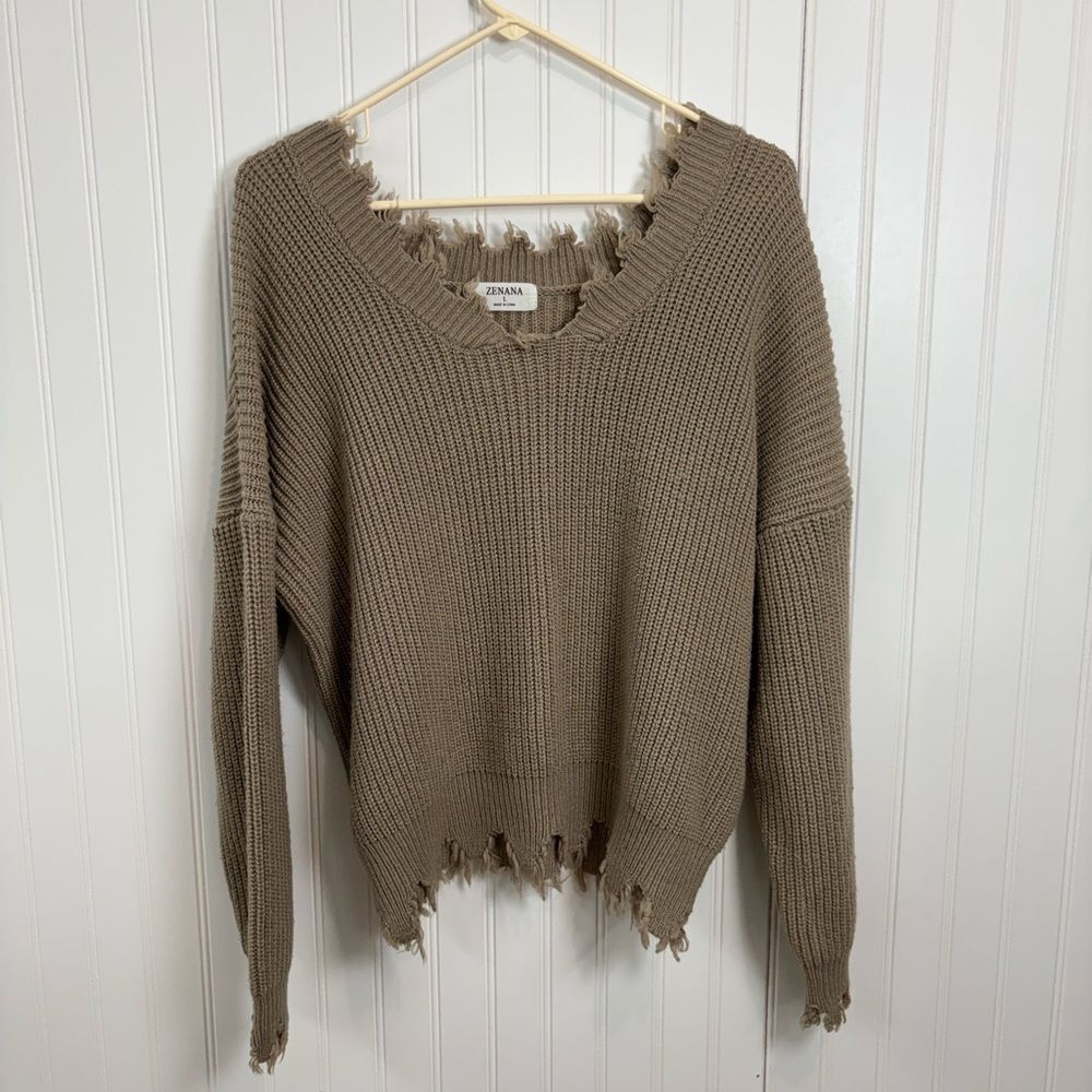 Zenana Outfitters Women's Distressed Brown V-Neck oversized slouchy Sweater